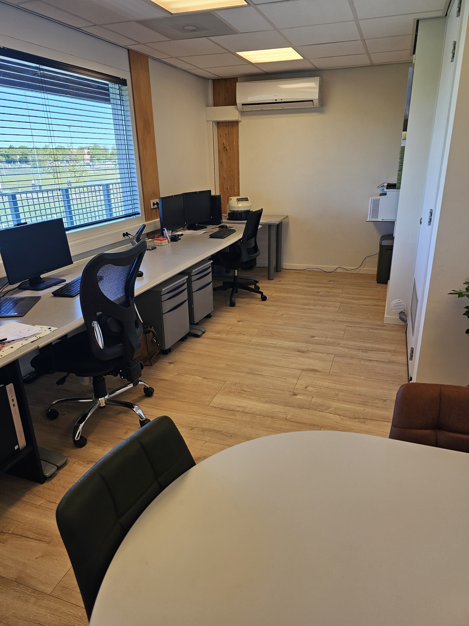 Administratieruimte opgeknapt