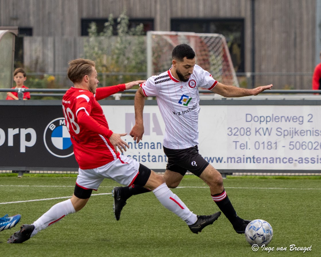 VV Brielle 1 moet buigen voor Hellevoetsluis 1 (1-3)