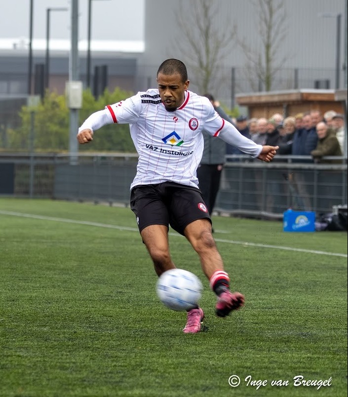 VV Brielle 1 rekent overtuigend met Sparta (AV) af (6-1)